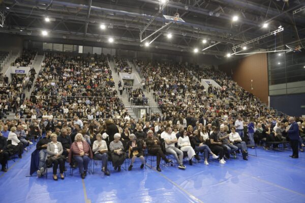 Osijek   svjetska premijera Gradski Vrt   260DAYS projekcija 06